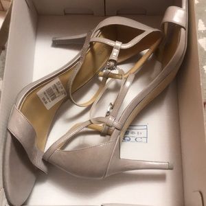 NWT Michael Kors Simone sandal size 11M